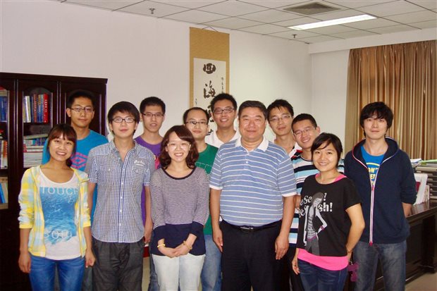 http://news.xidian.edu.cn/__local/0/94/75/9D29DA04B4D2D77021F1AF09235_54F6DD5F_52D18.jpg